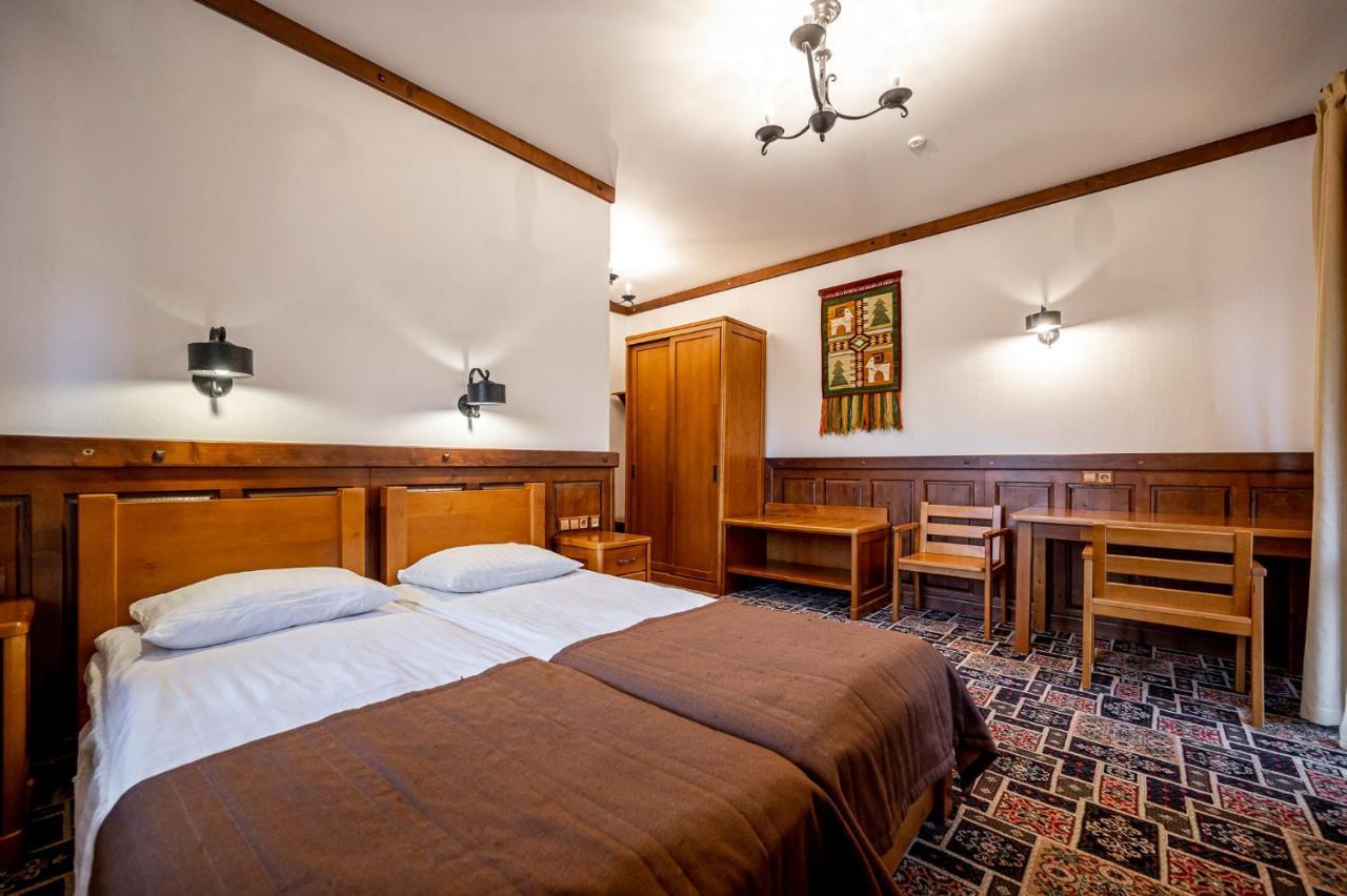 Tatariv Deluxe Hotel Ngoại thất bức ảnh
