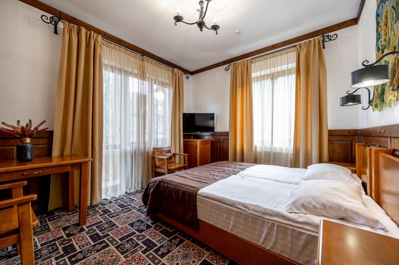Tatariv Deluxe Hotel Ngoại thất bức ảnh