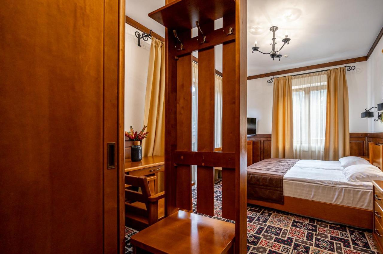 Tatariv Deluxe Hotel Ngoại thất bức ảnh