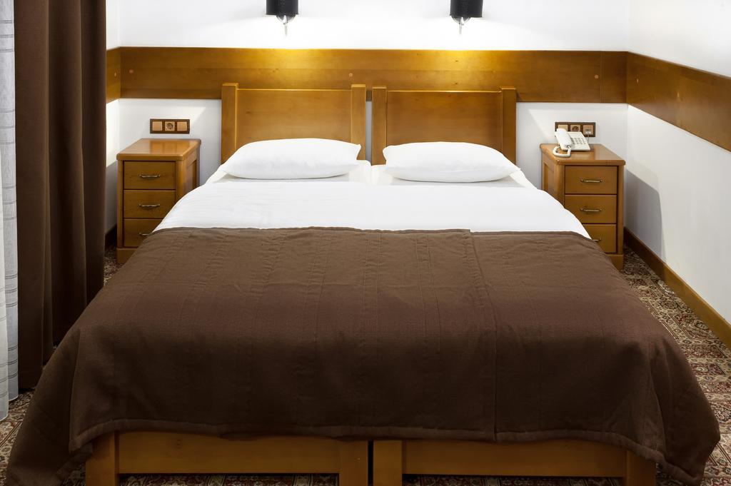 Tatariv Deluxe Hotel Ngoại thất bức ảnh